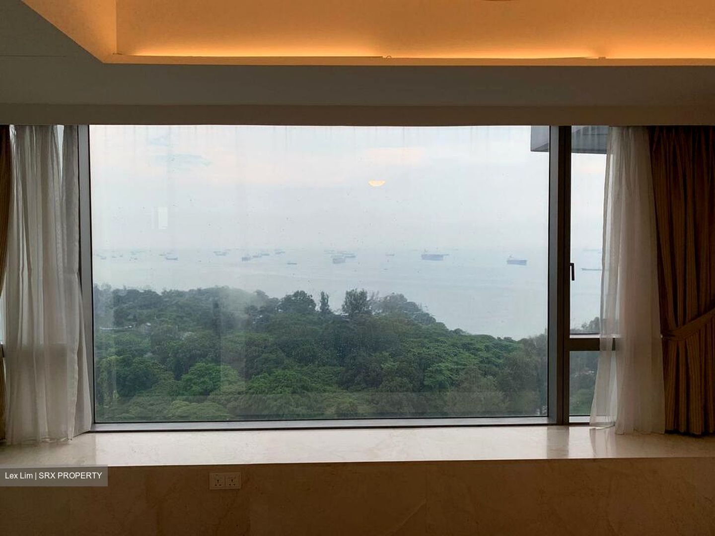 SilverSea (D15), Condominium #589301431